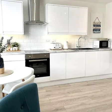 Luxury Porthcawl 1 Bedroom Apt, Prime Location Exterior photo