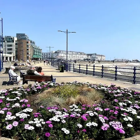 Luxury Porthcawl 1 Bedroom Apt, Prime Location Exterior photo