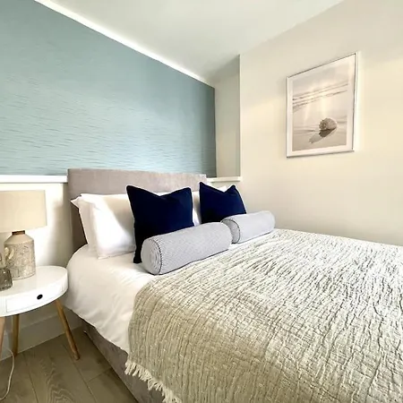 Luxury Porthcawl 1 Bedroom Apt, Prime Location Exterior photo